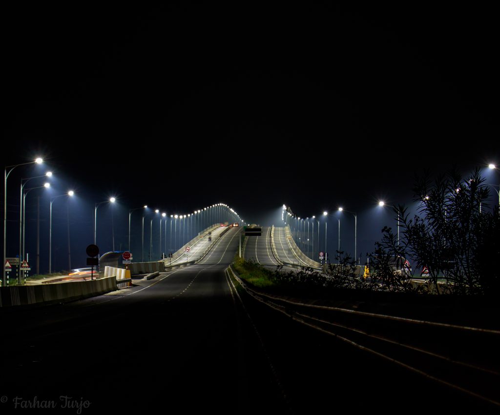 Alzheimer’s Disease: Symptoms, Treatments, Causes, and Life Expectancy